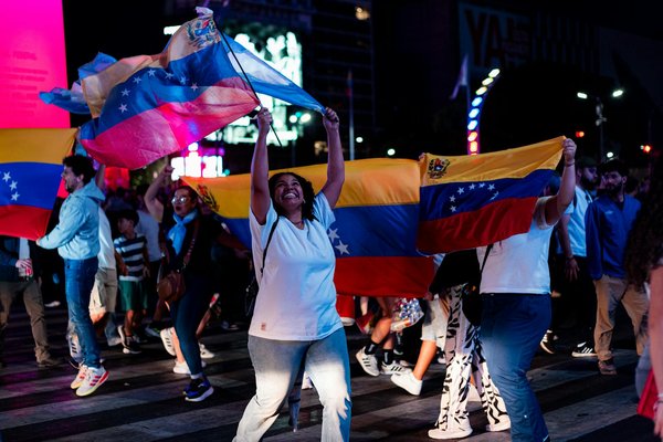 Naviguer vers un Avenir Écologique : Innovations Révolutionnaires en Technologie de Distribution d'Eau Potable